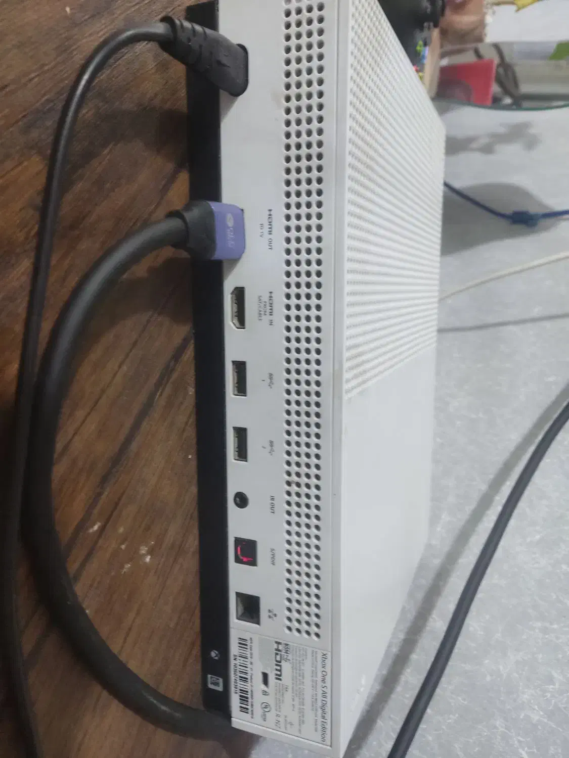 Xbox one s|کنسول، بازی ویدئویی و آنلاین|شیراز, منطقه هوایی شهید دوران|دیوار