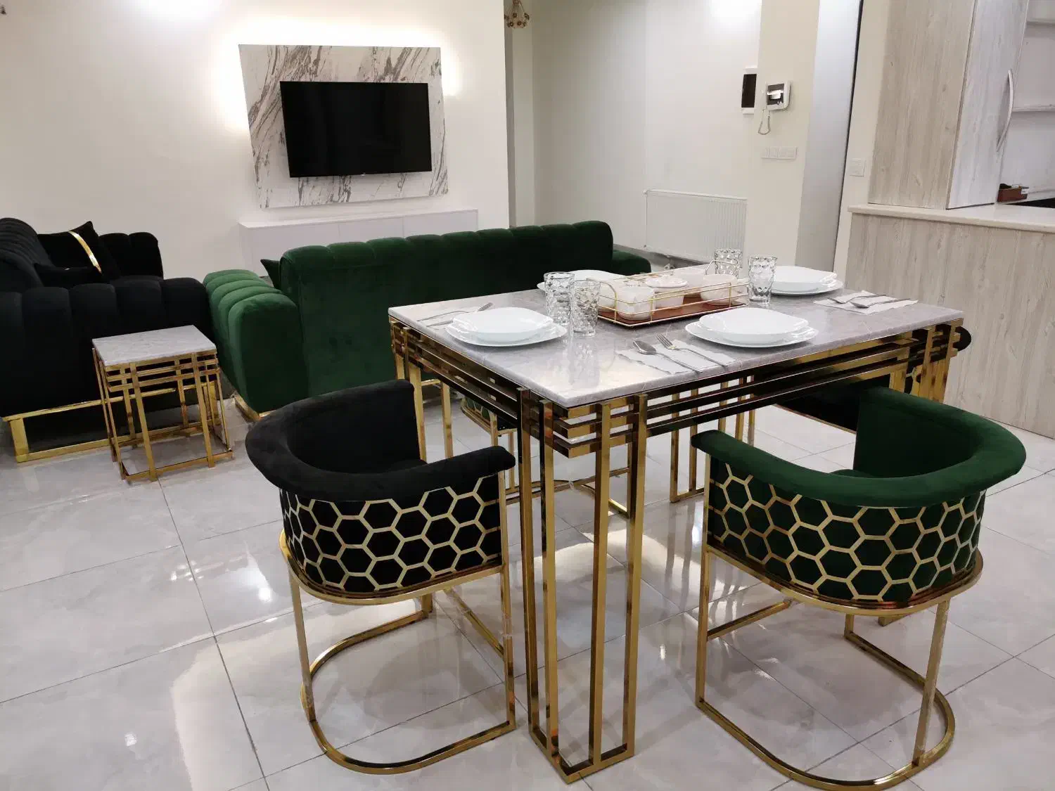 اجاره روزانه /هفتگی/ماهانه آپارتمان در صادقیه|اجارهٔ کوتاه‌مدت آپارتمان و سوئیت|تهران, اباذر|دیوار