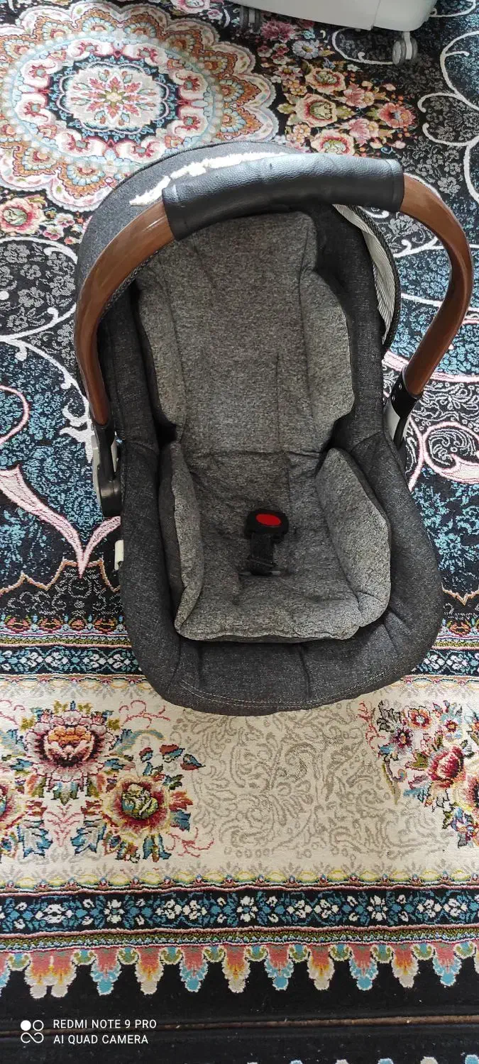 کریر|کالسکه و لوازم جانبی|میانه, |دیوار