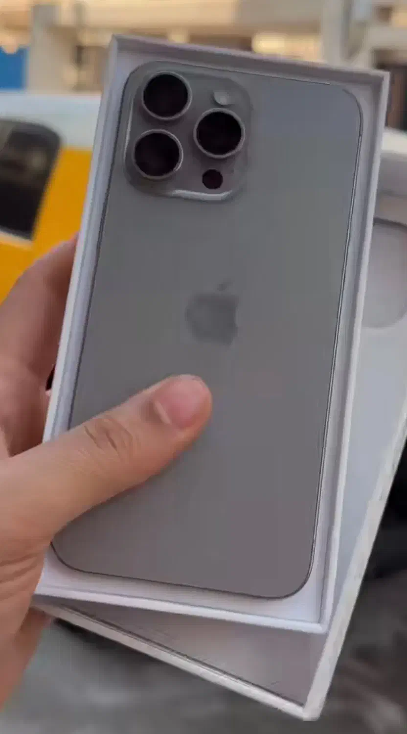 ایفن ۱۵پرو مکس|موبایل|سیرجان, |دیوار