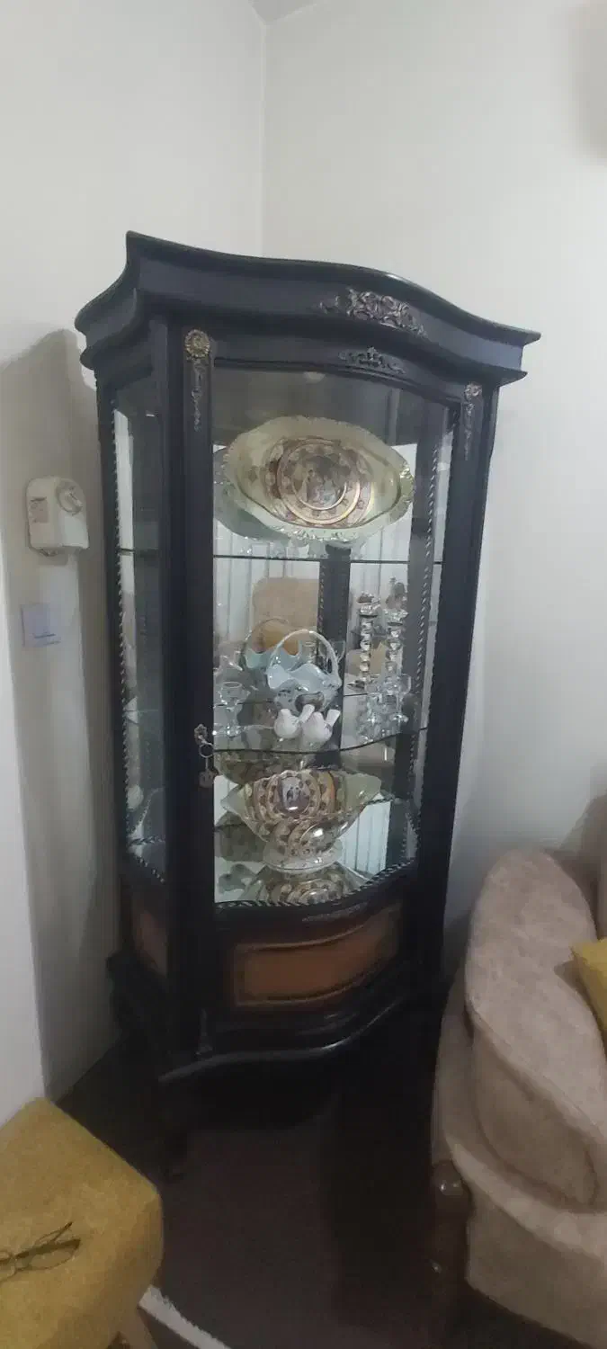 بوفه|بوفه، ویترین، کنسول|بندر امام خمینی, |دیوار