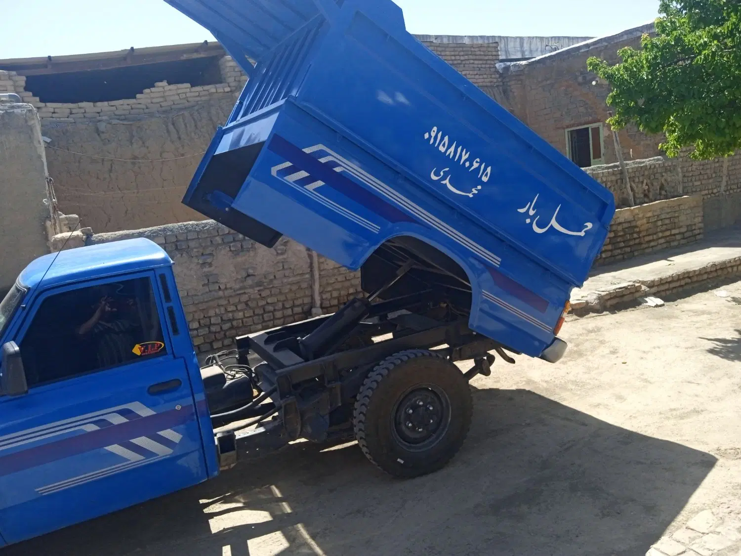 نیسان|خودرو سنگین|زاوه, |دیوار