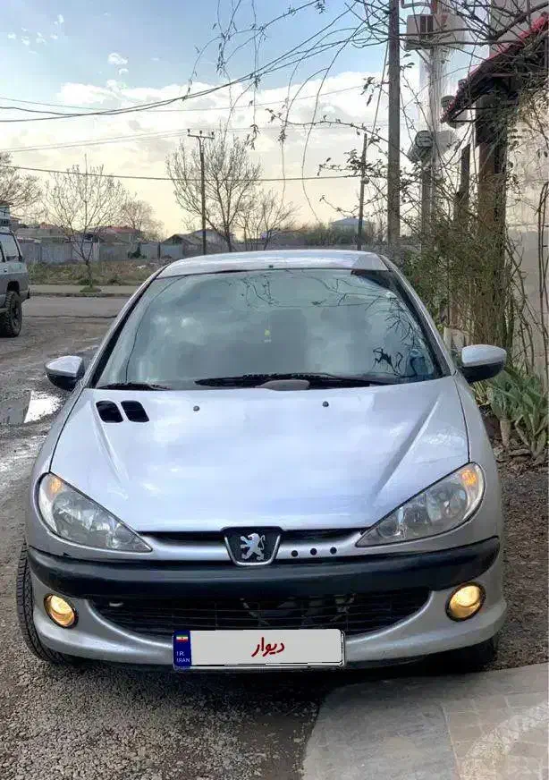 پژو ۲۰۶ مدل ۸۳|خودرو سواری و وانت|لاهیجان, شهرک سلمان فارسی|دیوار