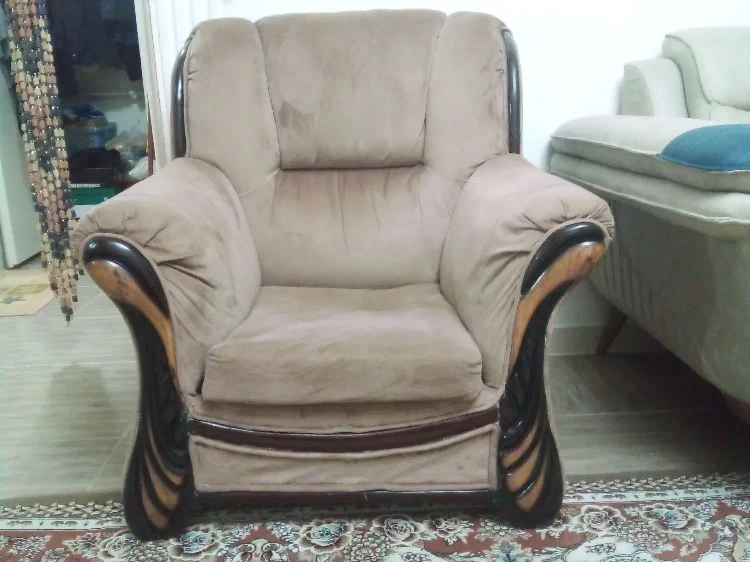 مبل راحتی ۴ نفره|مبلمان خانگی و میز عسلی|قزوین, |دیوار