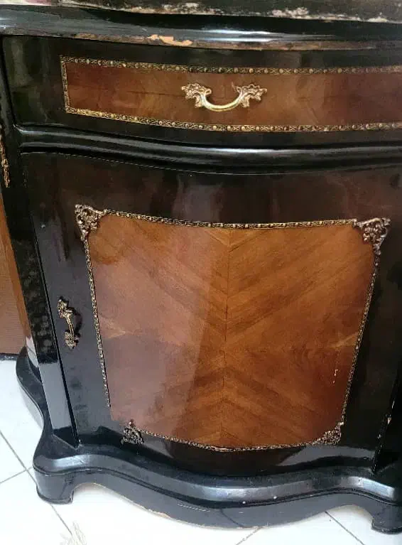 آینه و میز کنسول|بوفه، ویترین، کنسول|ارومیه, |دیوار