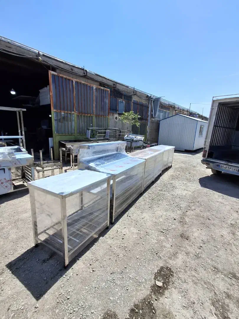 واگذاری کارگاه تولید تجهیزات آشپزخانه صنعتی|ماشین‌آلات صنعتی|اسلام‌شهر, بهرام آباد|دیوار