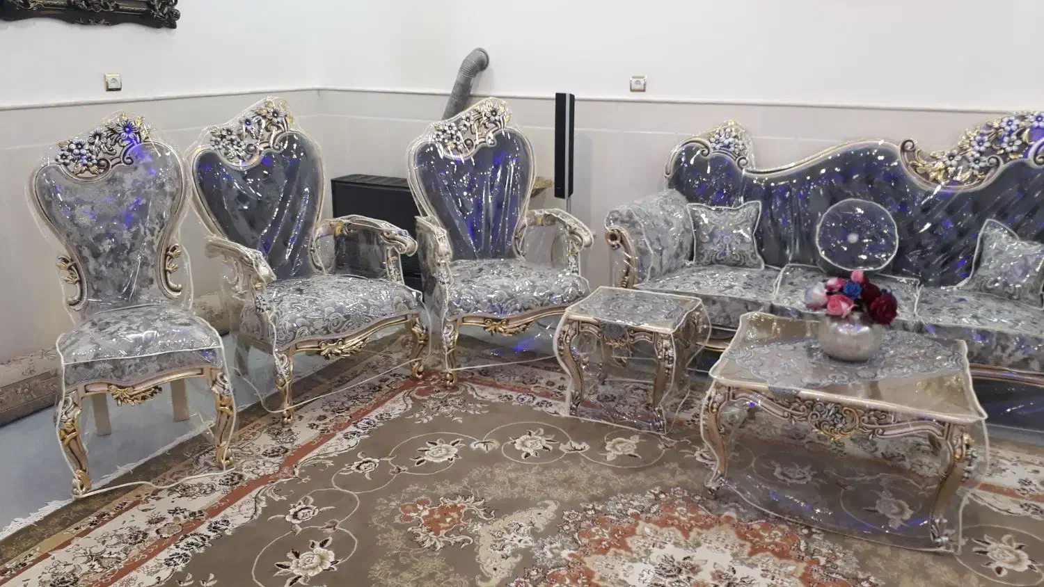 کاور مبلمان|مبلمان خانگی و میز عسلی|قم, حاج زینل|دیوار