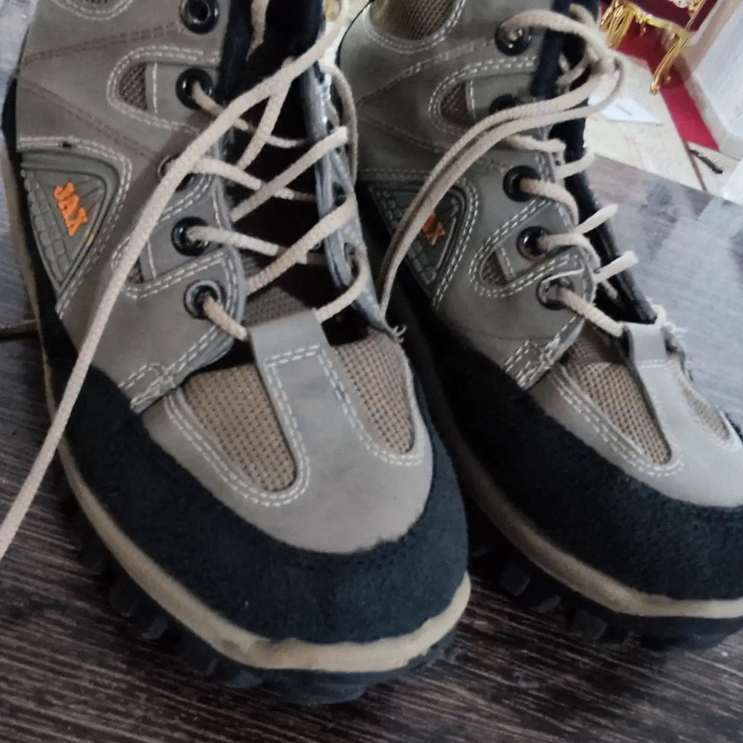 کفش و نیم بوت پسرانه سایز۳۶|کفش و لباس بچه|مشهد, سجاد شهر|دیوار