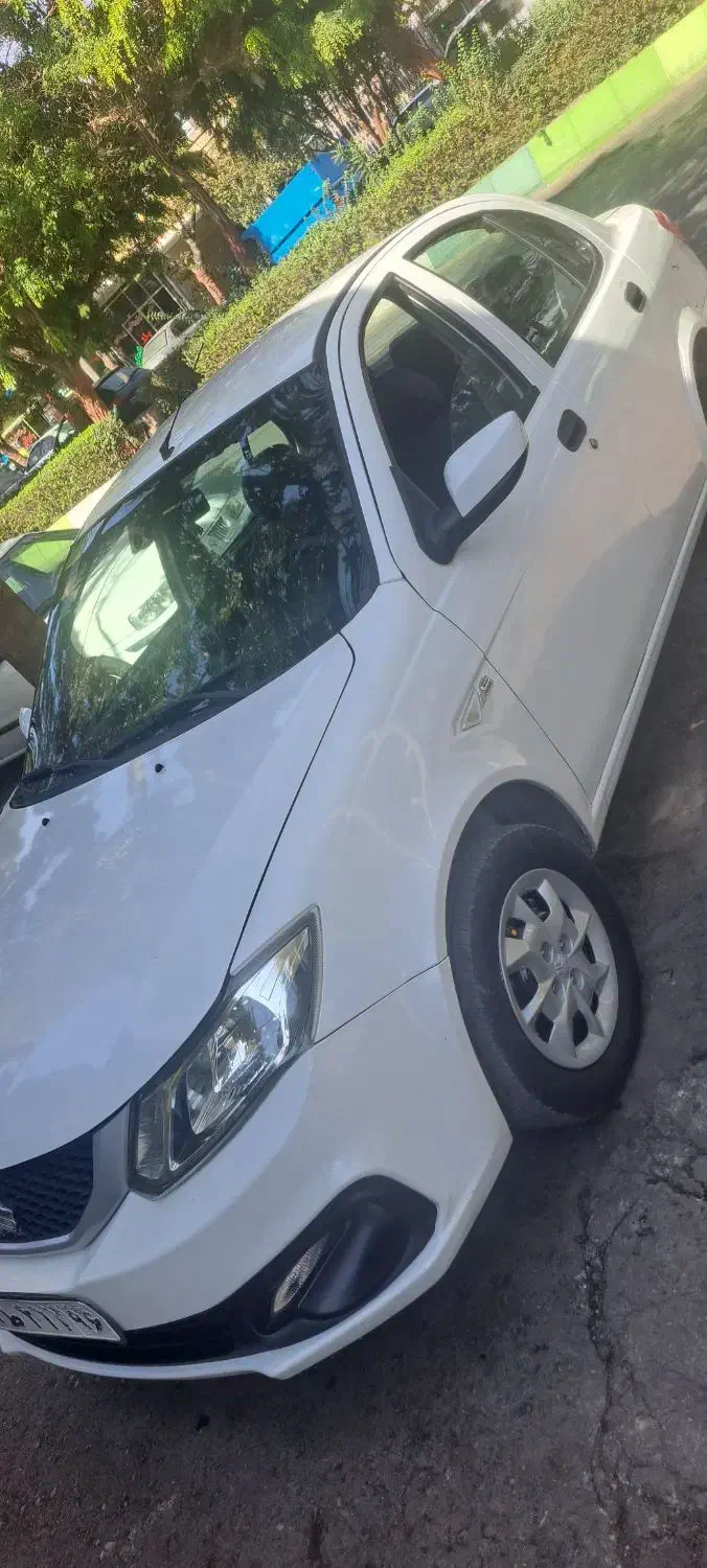 ساینا اس بی رنگ پلمپ بدون مویه مانیتور دار|خودرو سواری و وانت|شاهرود, |دیوار