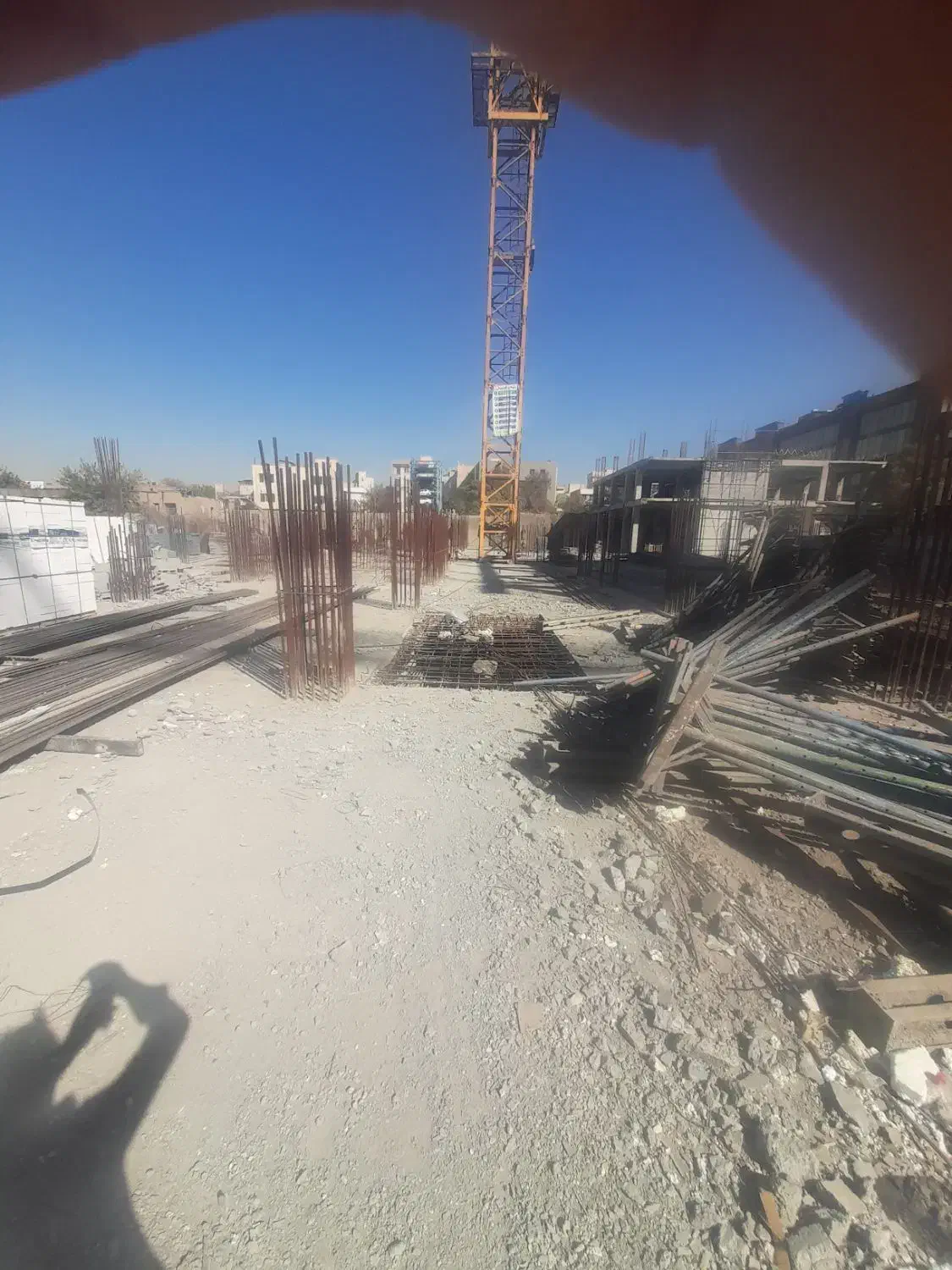 کارگرساده نیازدارم|استخدام معماری، عمران و ساختمانی|ایوانکی, |دیوار