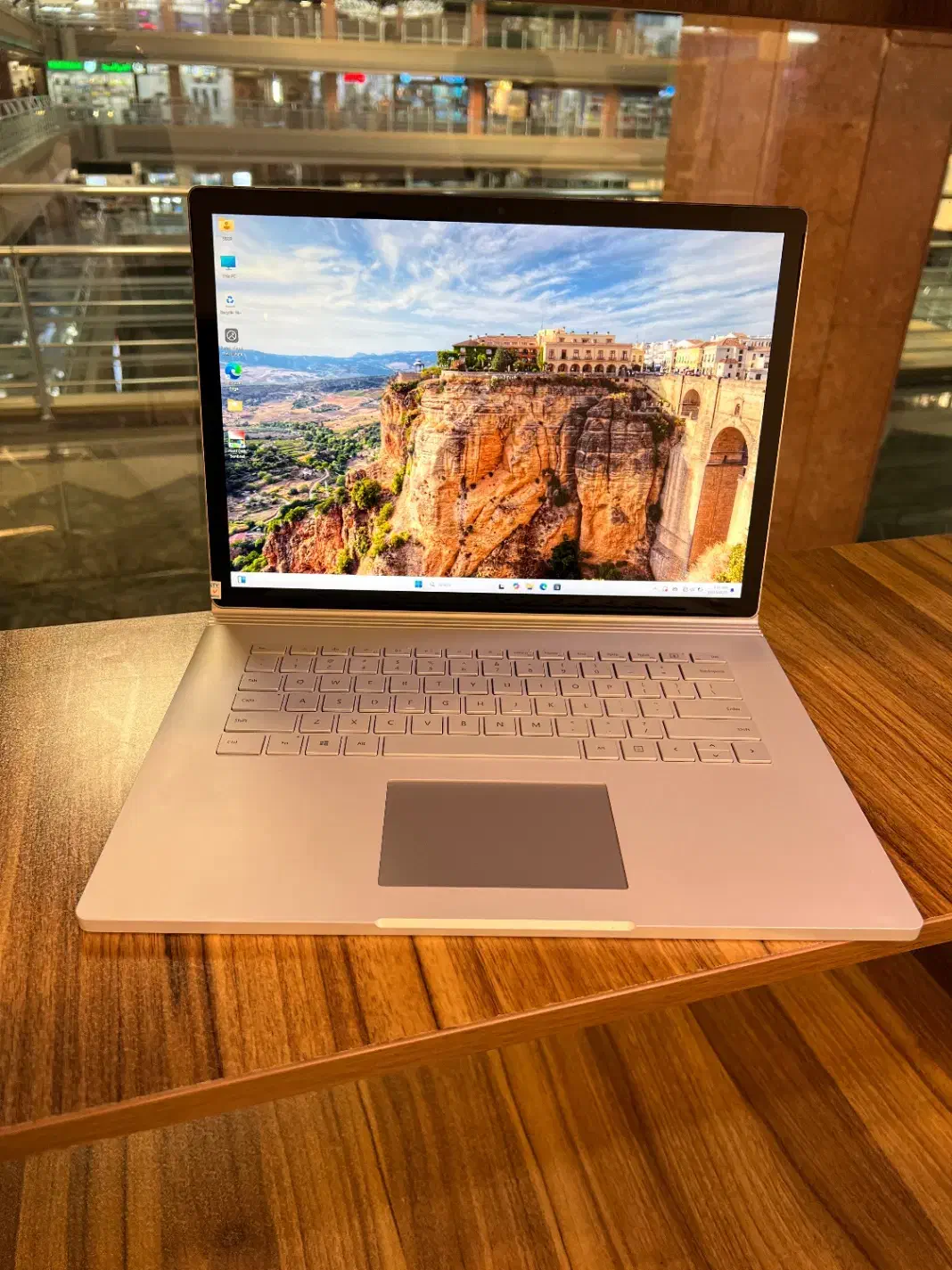 Surface book 3 با ۶ گیگ گرافیک|رایانه همراه|تهران, میدان ولیعصر|دیوار