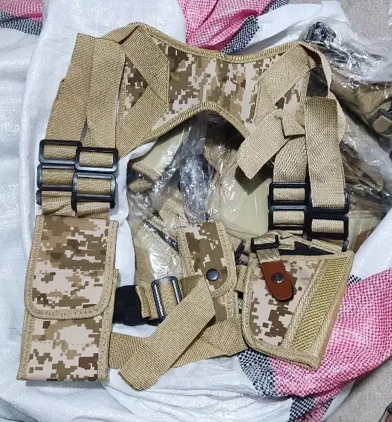 غلاف‌زیر بغل تک و عمده|کیف، کفش، کمربند|سراوان, |دیوار