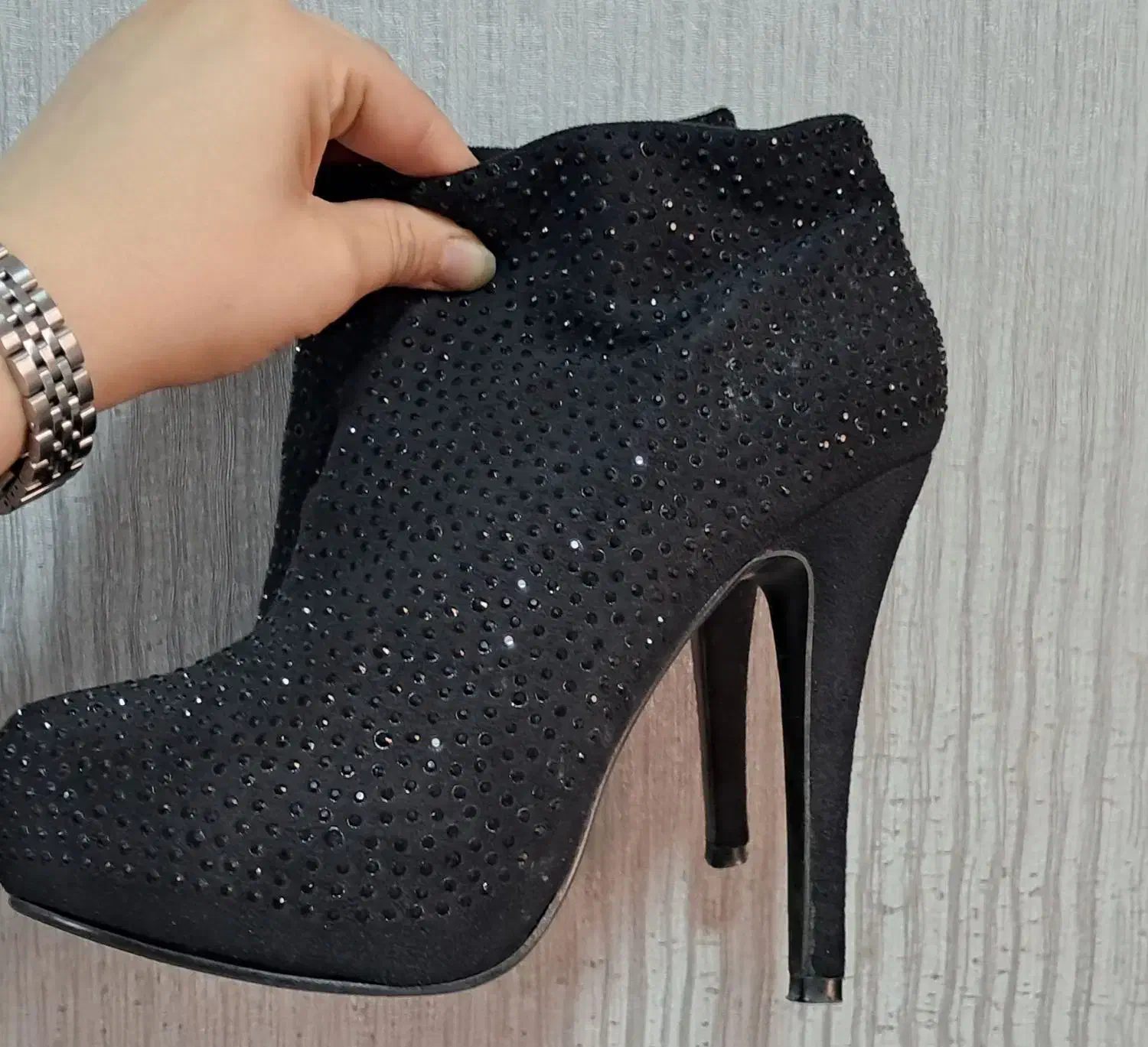 کفش مجلسی خیلی خاص و شیک سایز ۳۹|کیف، کفش، کمربند|اصفهان, شهرک صنعتی امیرکبیر (شاپور جدید)|دیوار