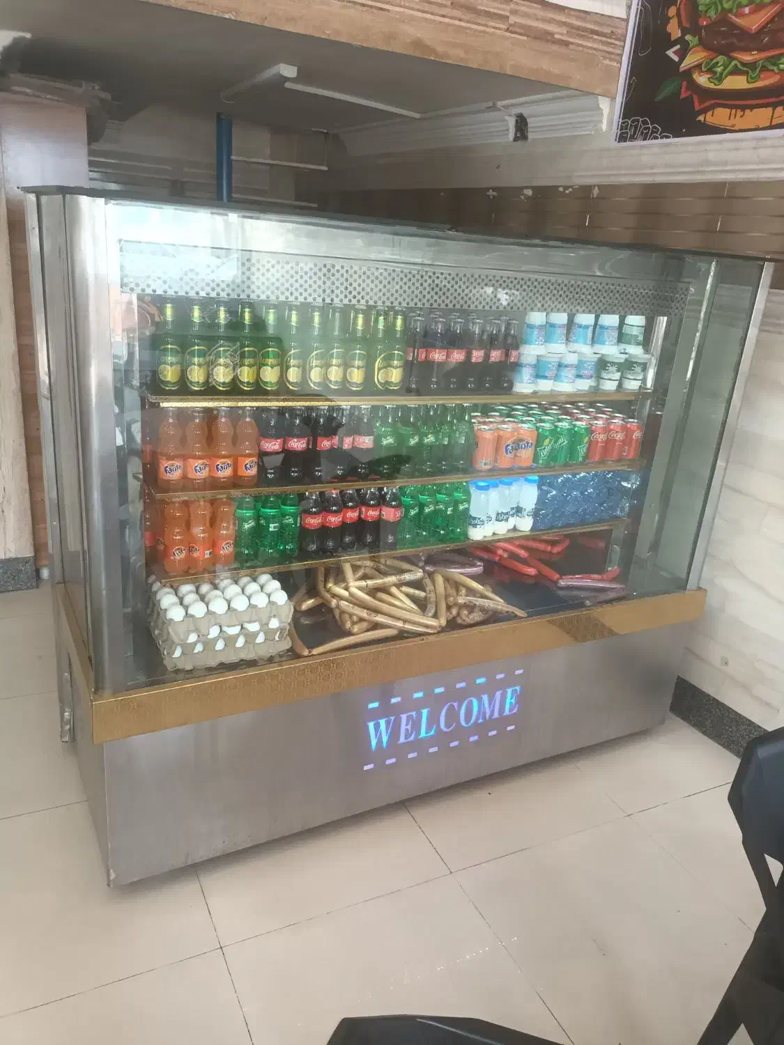 یخچال ویترینی عین جدیداست|یخچال و فریزر|آق قلا, |دیوار