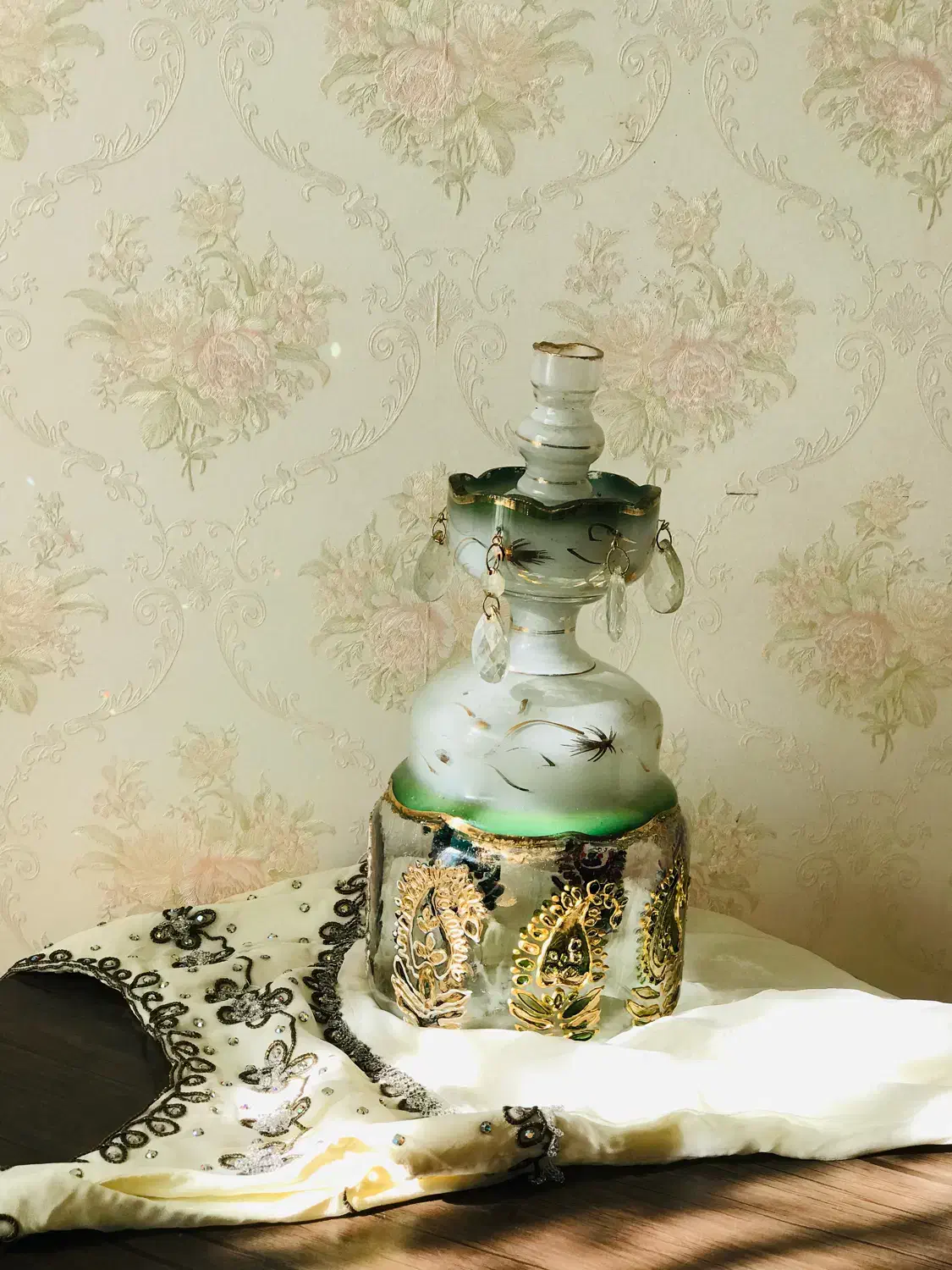 جاشمعی خاص|کلکسیون اشیاء عتیقه|نمین, |دیوار