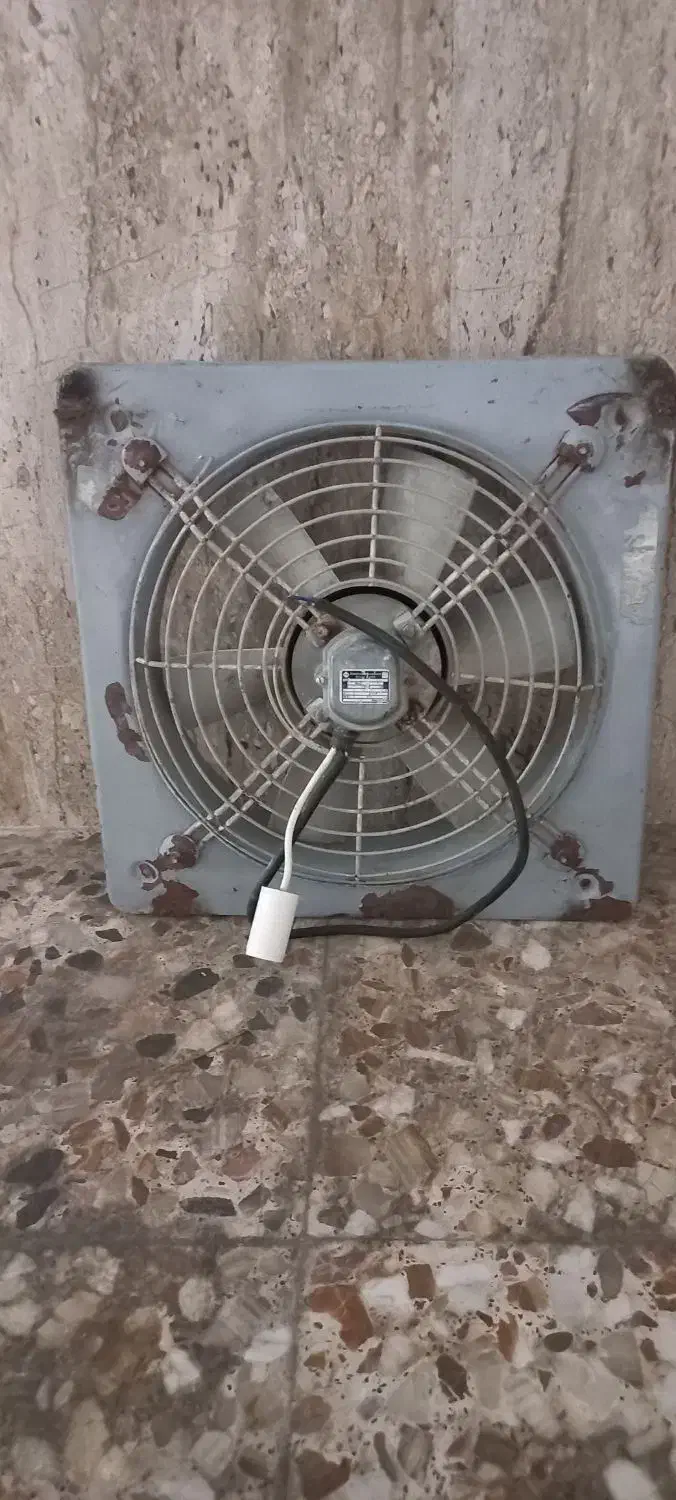 فن کارگاهی|پنکه و تصفیه‌کنندهٔ هوا|بابلسر, |دیوار