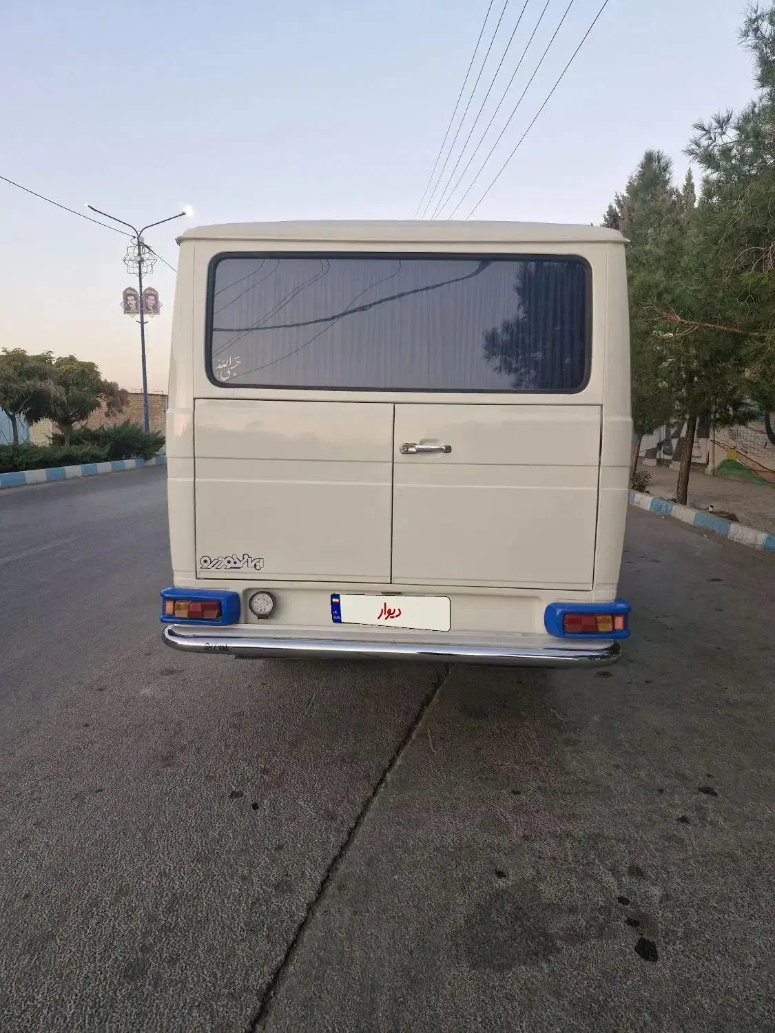 مینی بوس بنز مدل ۱۳۷۲|خودرو سنگین|فلاورجان, |دیوار