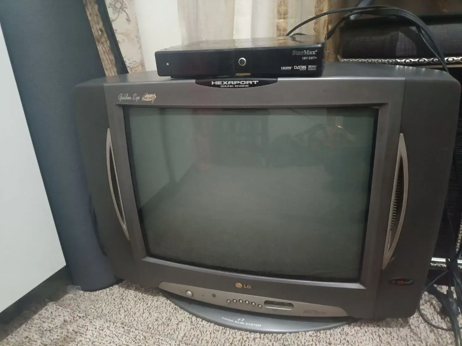 دو عدد تلویزیون ال جی و شهاب|تلویزیون و پروژکتور|تهران, هفت چنار|دیوار