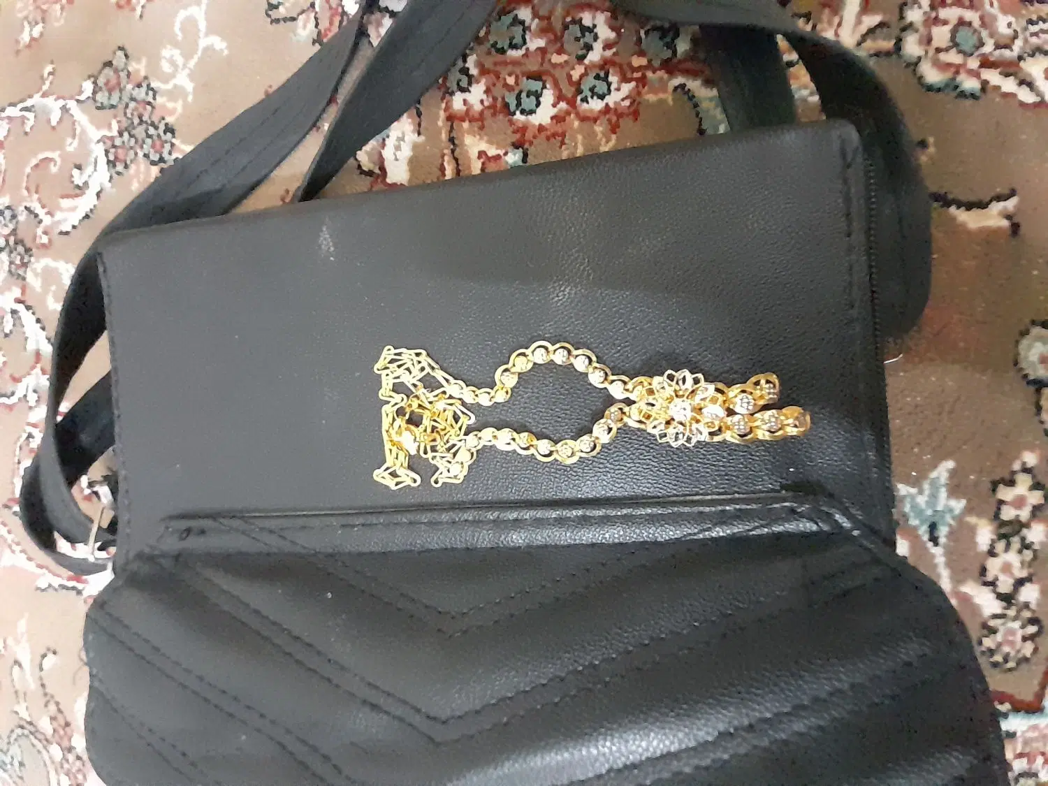 طلا|جواهرات|شیروان (خراسان), |دیوار