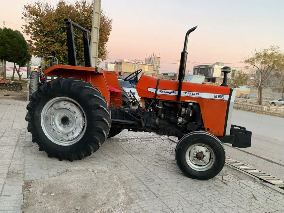 تراکتور ۲۸۵ تک|خودرو سنگین|کرمانشاه, |دیوار