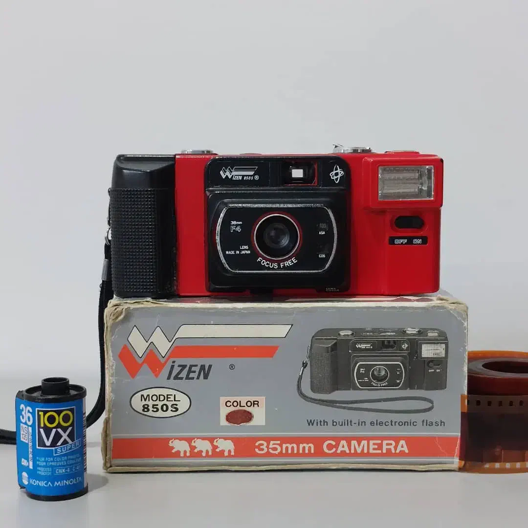 دوربین قدیمی ویزن|دوربین عکاسی و فیلم‌برداری|گرمدره, |دیوار