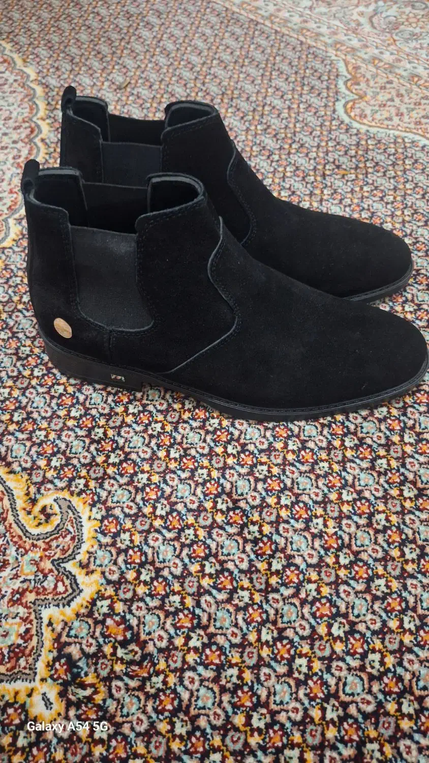 کفش راحتی برند ترک|کیف، کفش، کمربند|ماکو, |دیوار