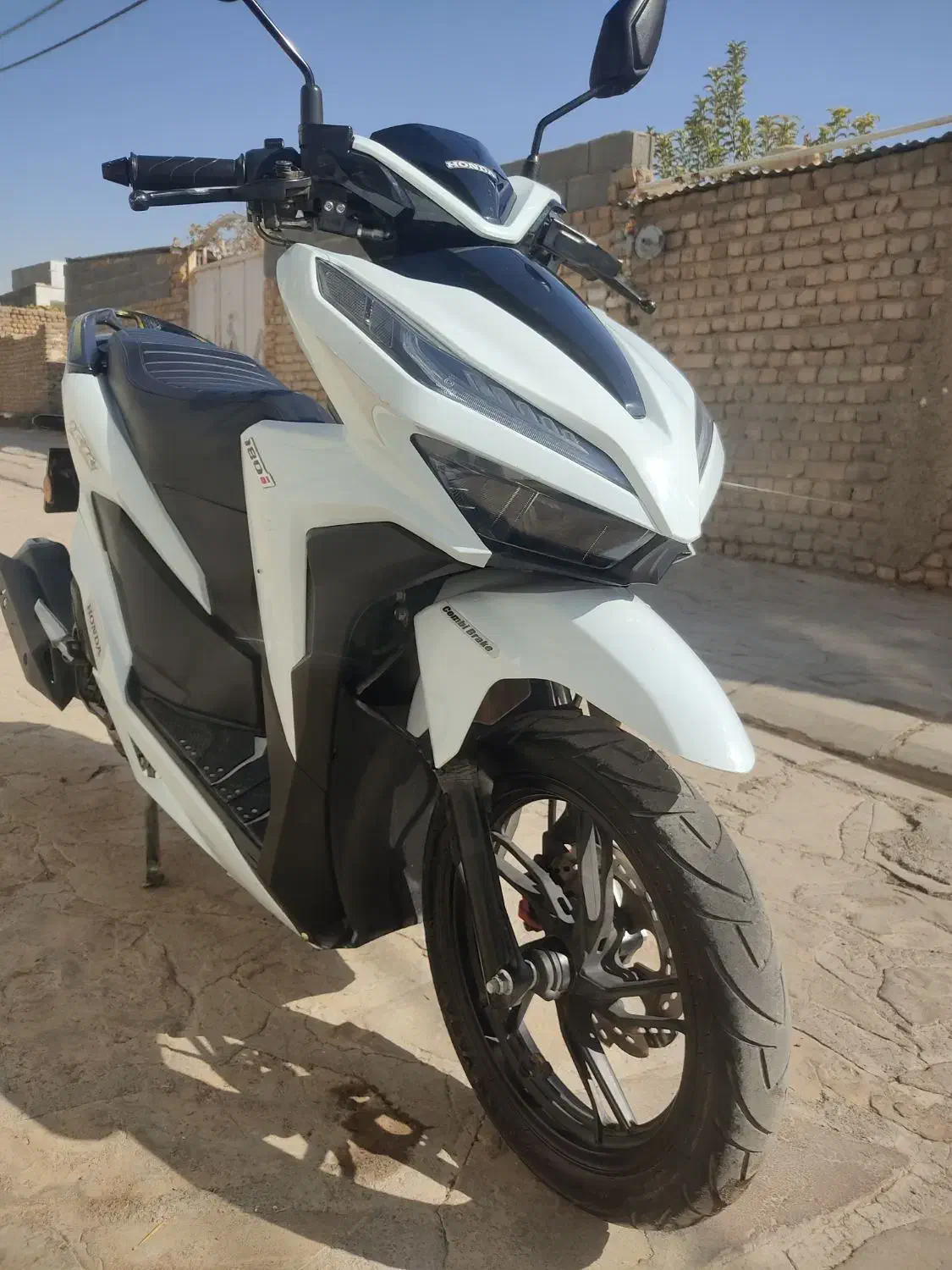 موتور طرح کلیک هانی 180 سالم|موتورسیکلت|قزوین, |دیوار