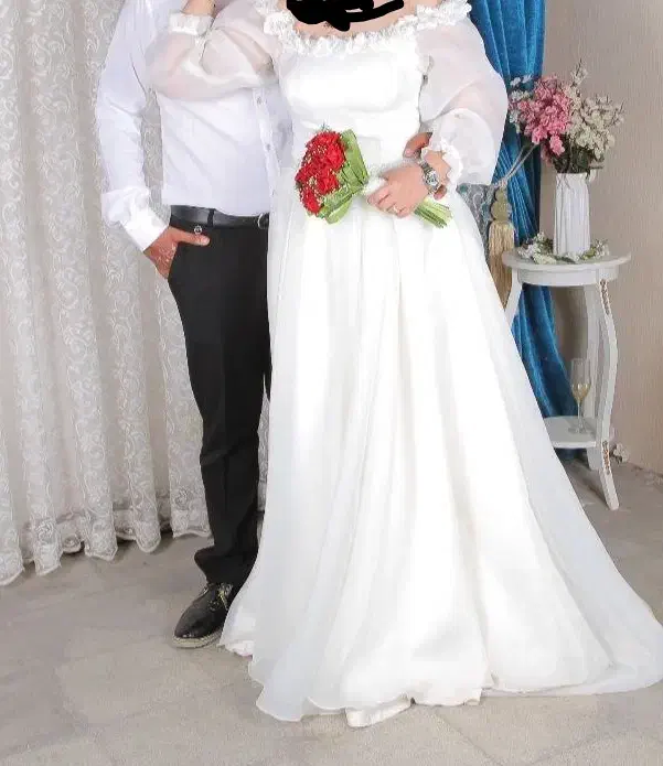 لباس عقد|لباس|ساوه, |دیوار