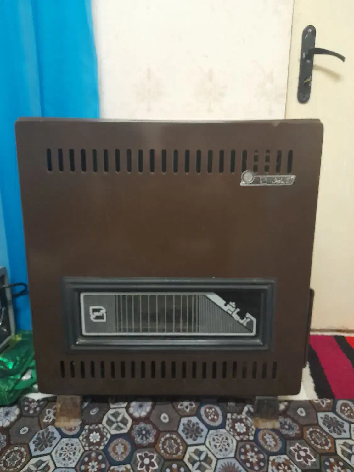 بخاری ازمایش|بخاری، هیتر، شومینه|رشت, کوی فکوری|دیوار