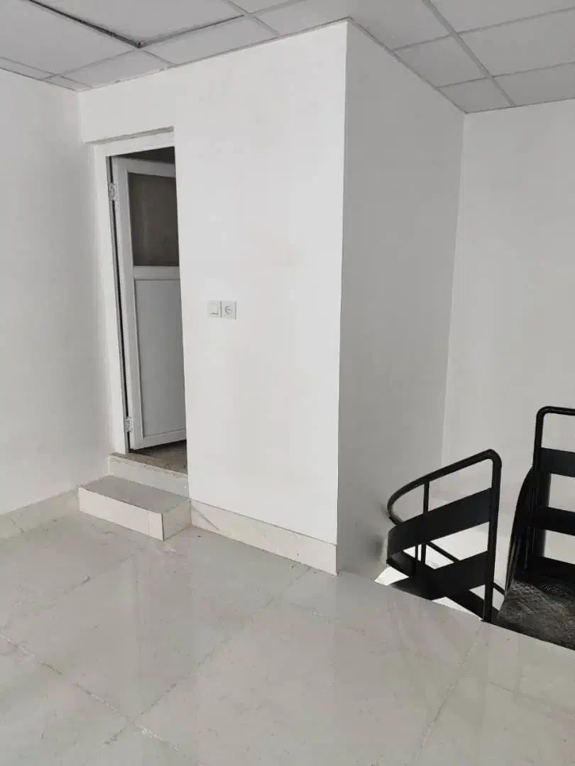 فروش مغازه چهارراه قرق به سمت کوی اصحاب|فروش مغازه و غرفه|ساری, |دیوار