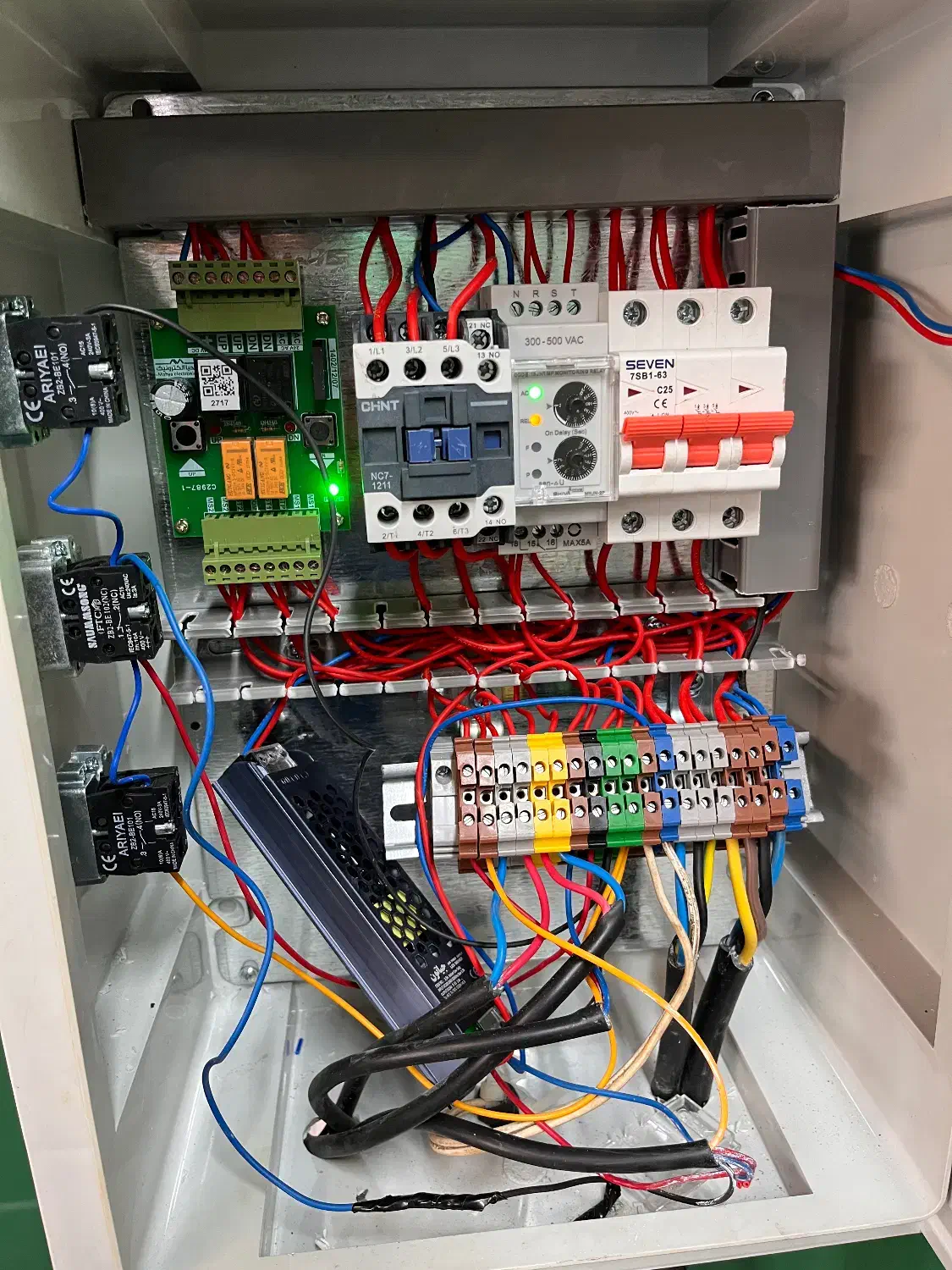 برقکار ساختمان و صنعتی|خدمات پیشه و مهارت|بندرعباس, |دیوار