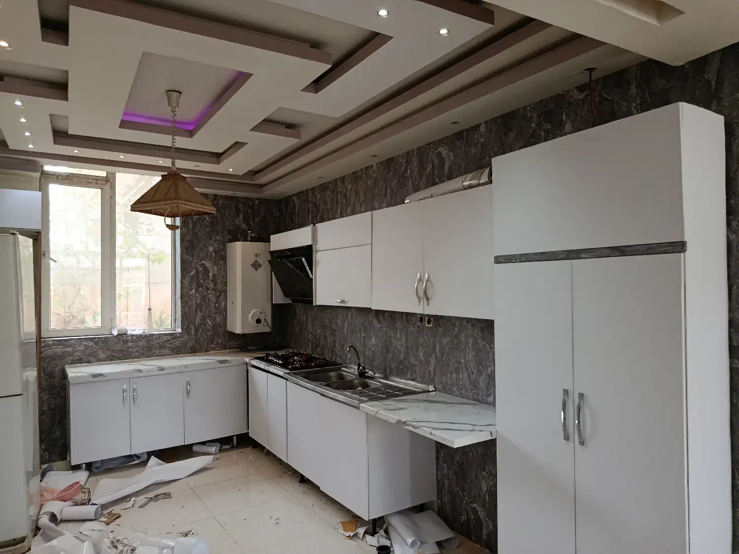 نصب و اجرای برچسب کابینت،سرامیک،کمد،میز، سرویس|خدمات پیشه و مهارت|شیراز, دارالرحمه|دیوار