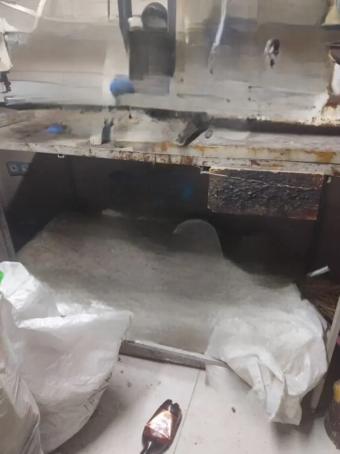 لوازم کفاشی|ابزارآلات|رامند, |دیوار