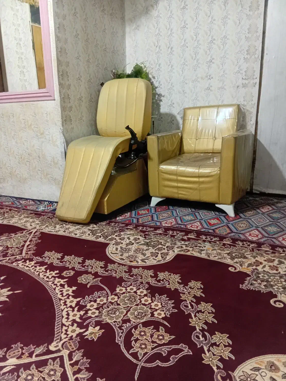 صندلی باز شود مخصوص آرایشگاه|آرایشگاه و سالن‌های زیبایی|قرچک, زیبا شهر|دیوار