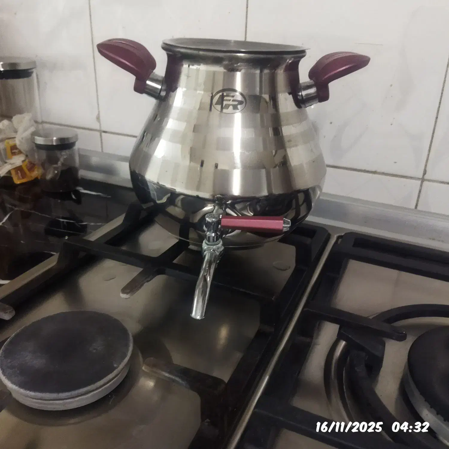 سماور روگازی نو سایز بزرگ کف چدن جنس مرغوب|قوری، کتری، قهوهساز دستی|نیشابور, شریعتی|دیوار