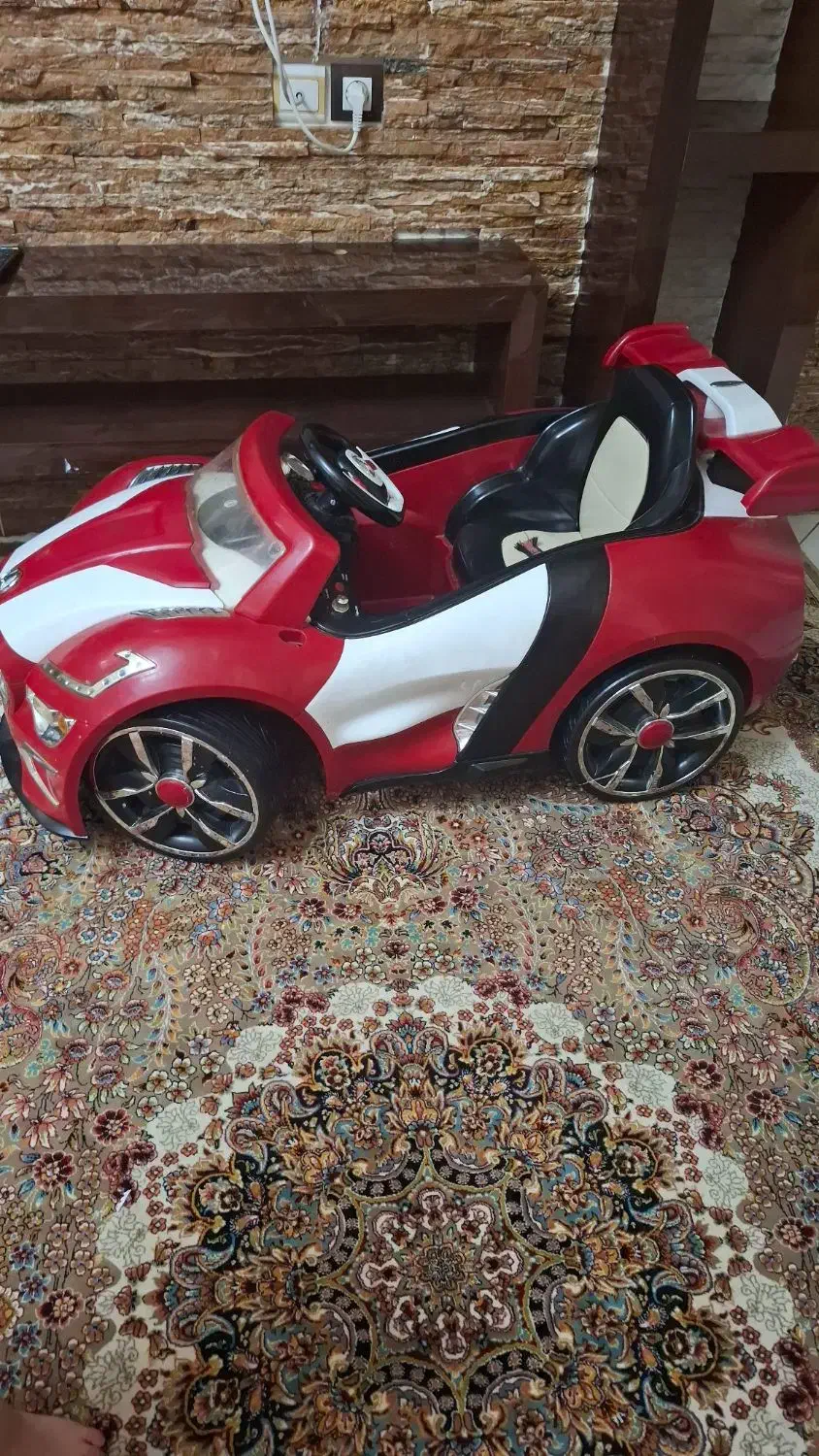 ماشین شارژی کودک|اسباببازی بچه|قرچک, باقرآباد|دیوار