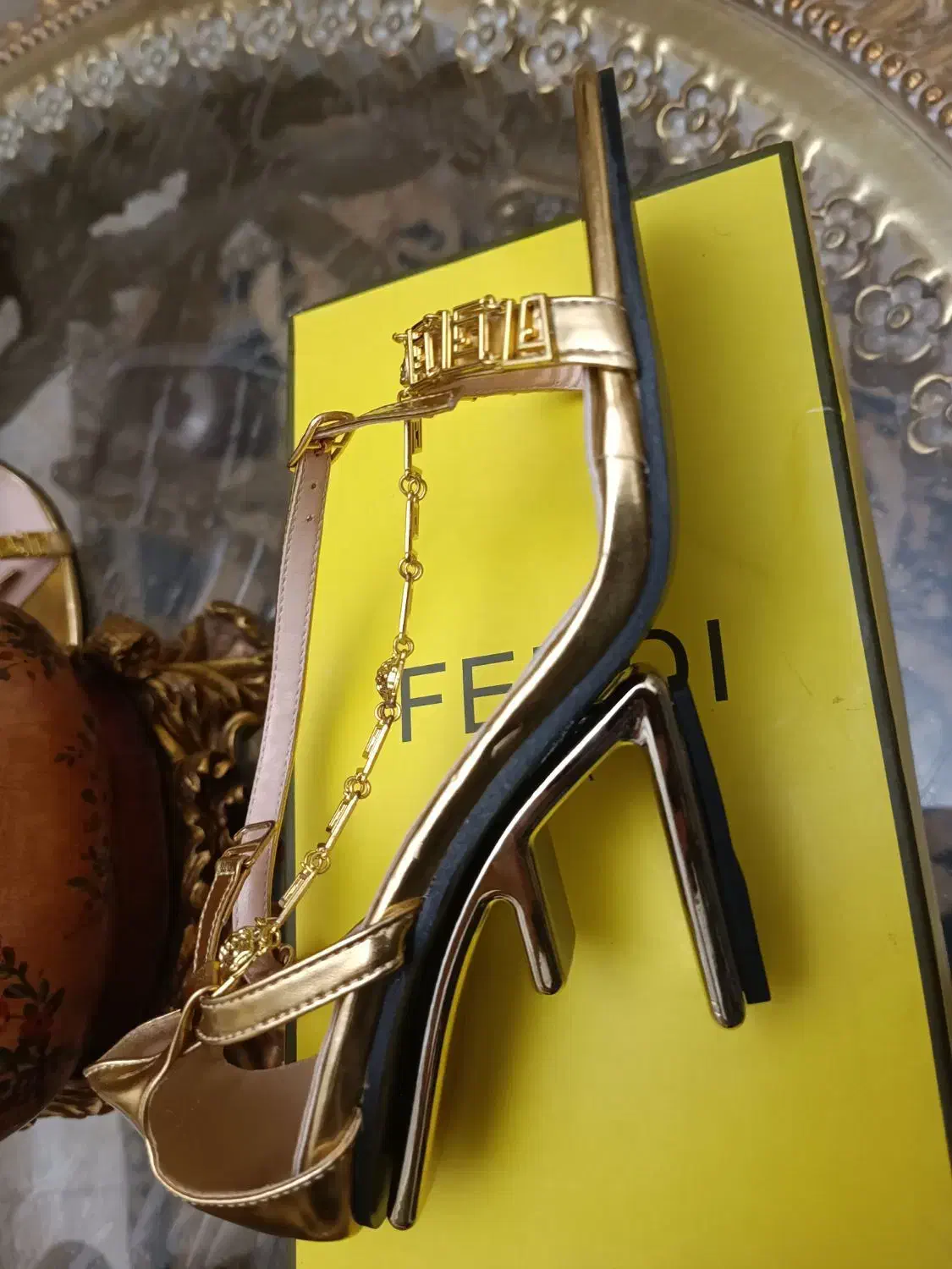 کفش وارداتی برند فندی|کیف، کفش، کمربند|تبریز, |دیوار