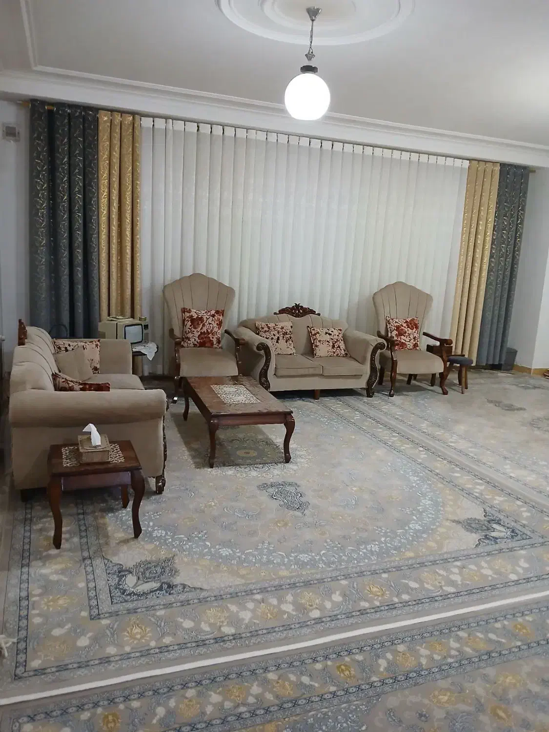 فرش ۱۲متری و۶ متری|فرش|قدس, شهرقدس|دیوار