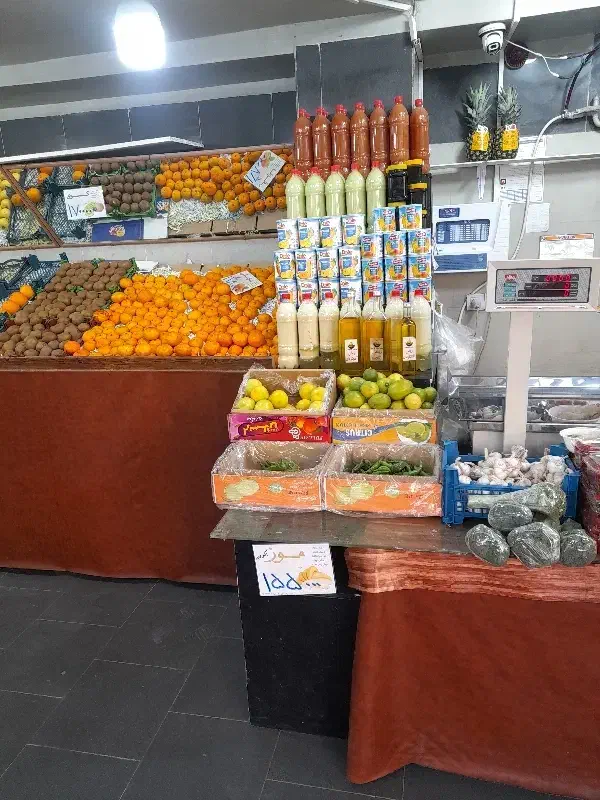 کارگرساده میوه فروشی|استخدام خدمات فروشگاه و رستوران|کرج, بنیاد|دیوار