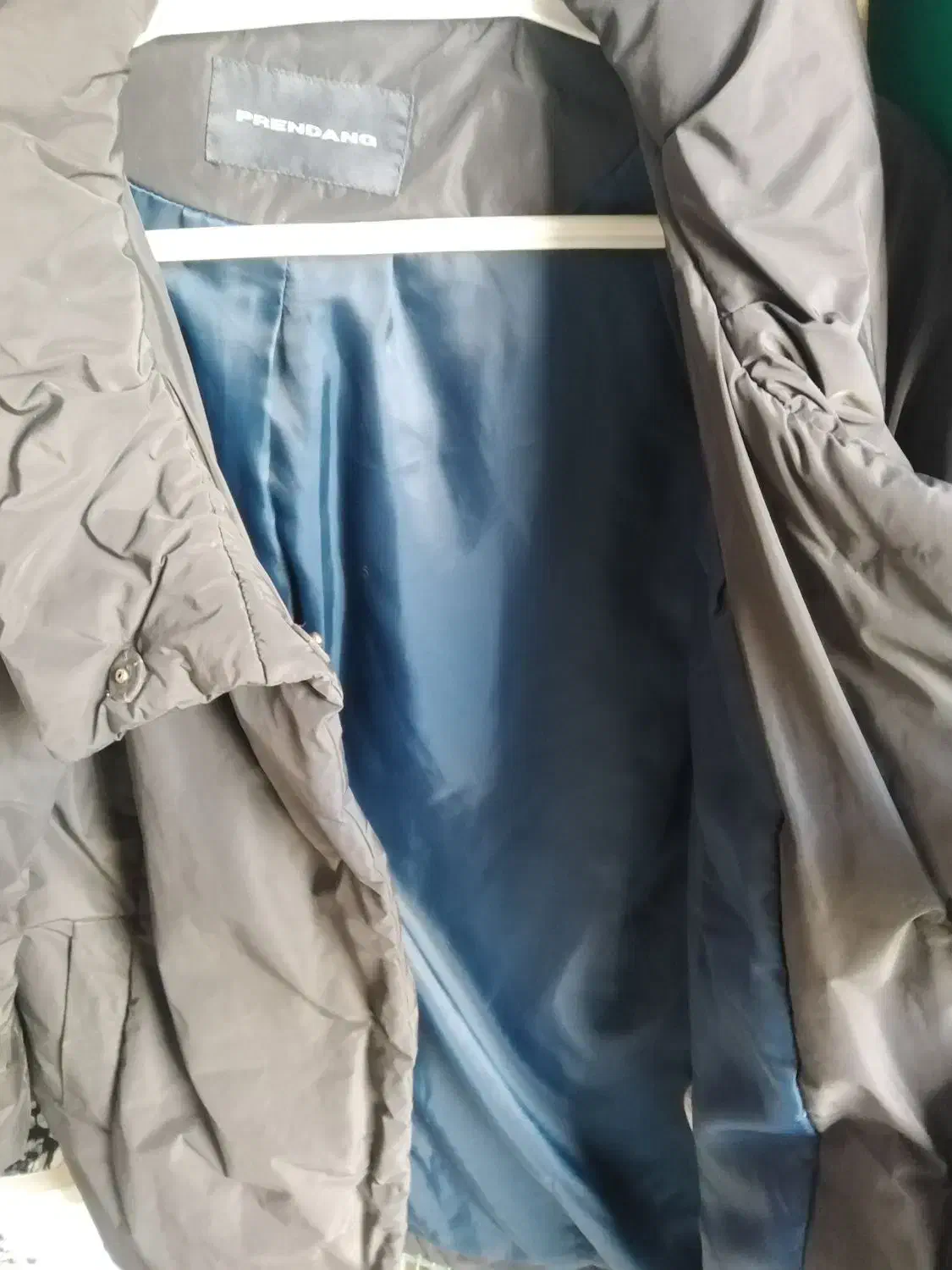 کاپشن|لباس|شیراز, امام حسین|دیوار