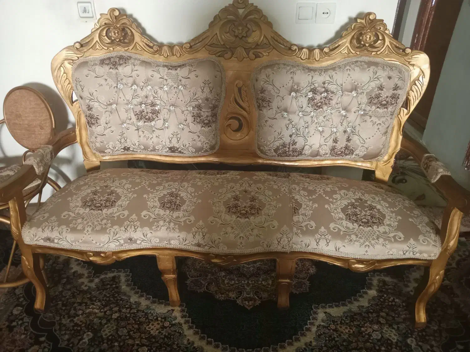 مبل سلطنتی|مبلمان خانگی و میز عسلی|قرچک, میرزائی شمالی|دیوار