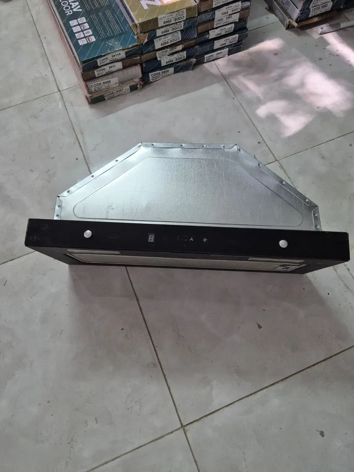 هود اشپزخانه|هود|اصفهان, رکن الدوله شرقی|دیوار