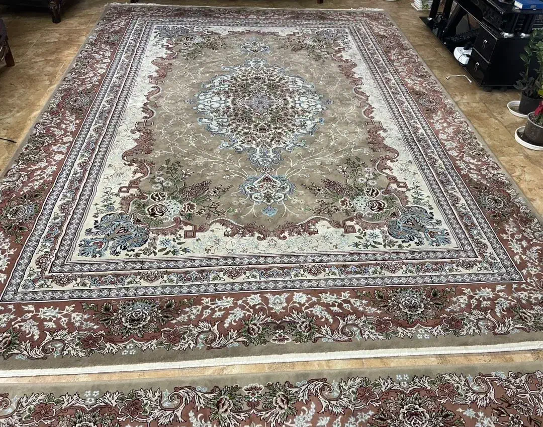 دو عدد فرش مشهد|فرش|ساری, |دیوار