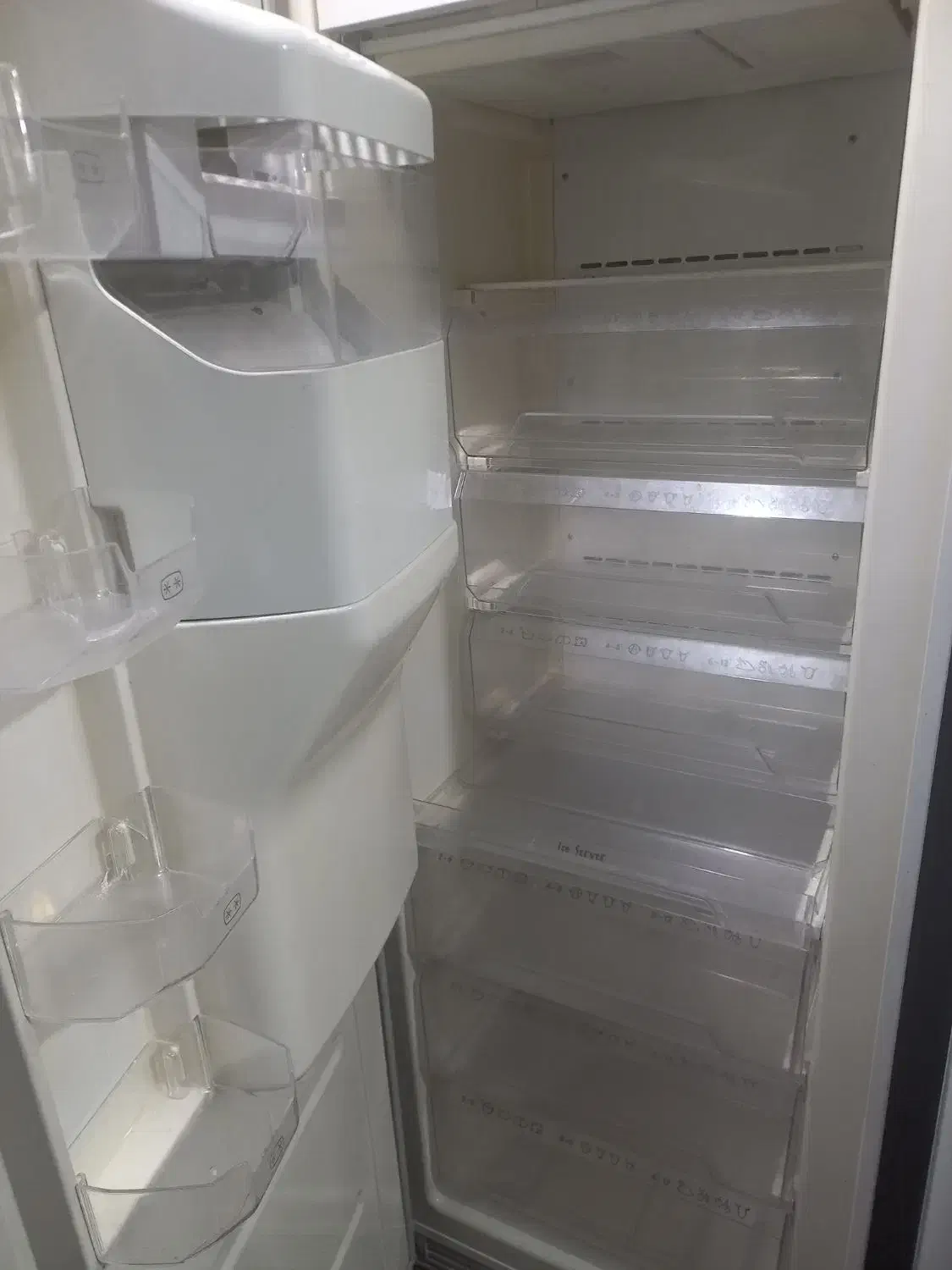 یخچال فریزر|یخچال و فریزر|بروجرد, |دیوار