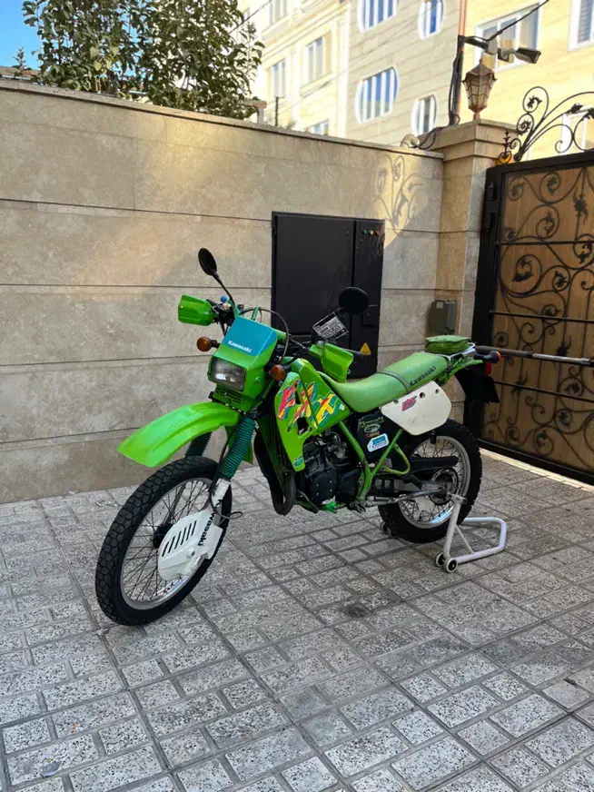 کامکس کامیکس Kmx|موتورسیکلت|تهران, فلاح|دیوار