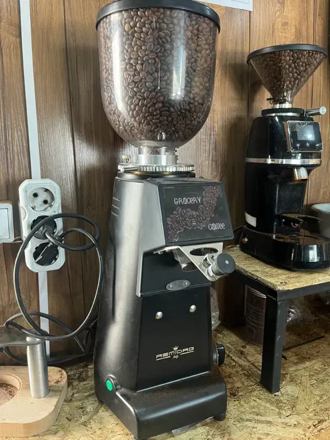 اسیاب قهوه رمیداگ ۸۳|کافیشاپ و رستوران|کرمان, |دیوار