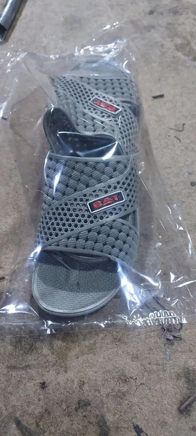 دمپایی|کیف، کفش، کمربند|شهرکرد, |دیوار