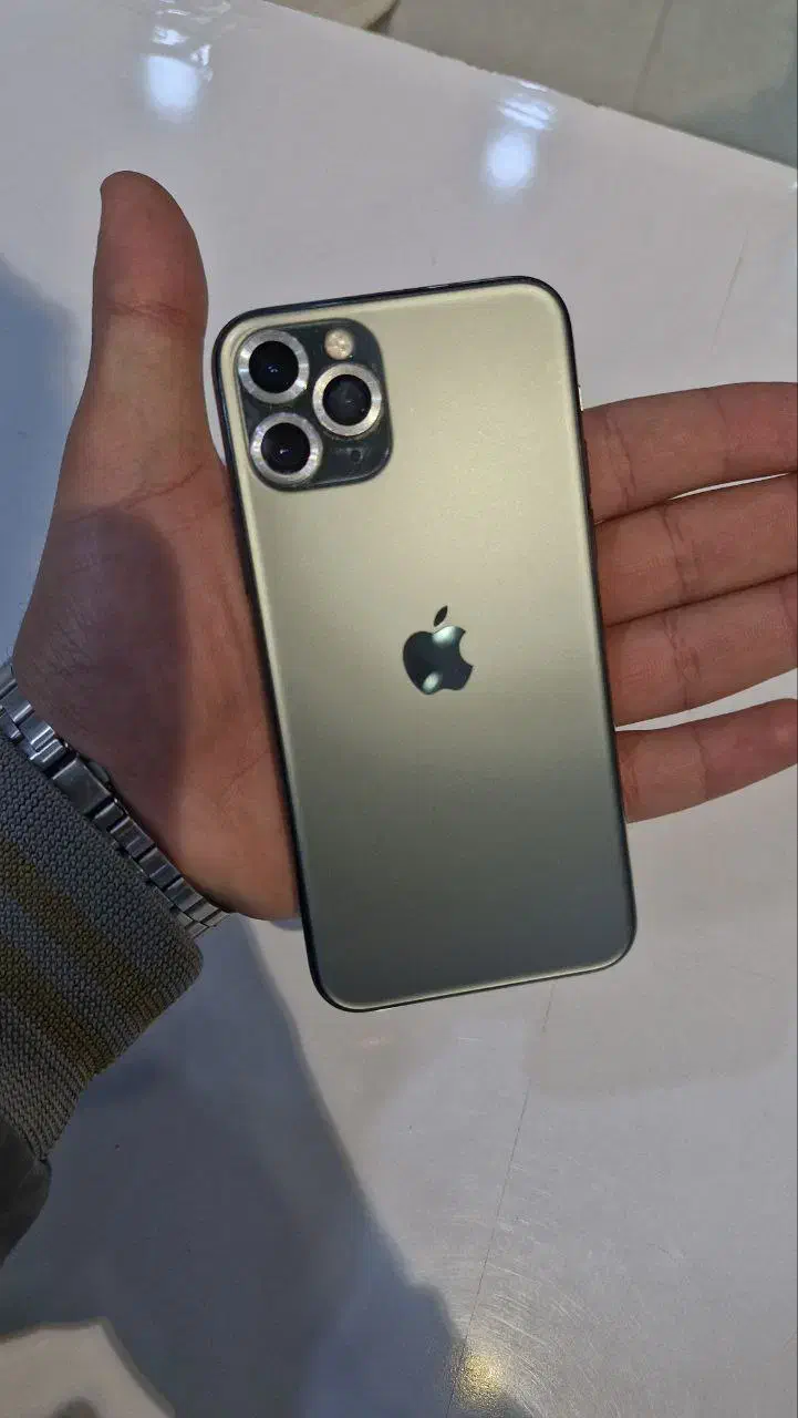 ایفون 11pro|موبایل|کرمان, |دیوار