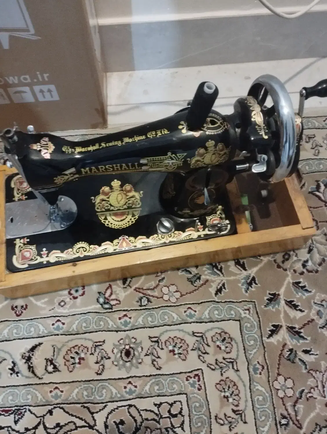 سردوز پروانه ای چرخ خیاطی قدیمی|چرخ خیاطی و ریسندگی|کرج, دهقان ویلا|دیوار