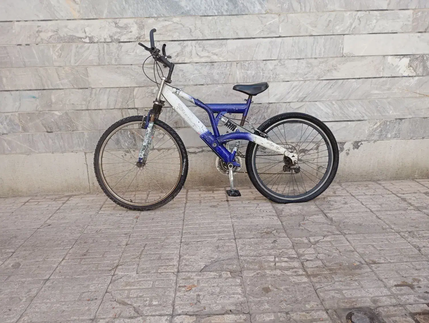 دوچرخه 26 کمک وسط|دوچرخه، اسکیت، اسکوتر|فردیس, خیام شرقی|دیوار